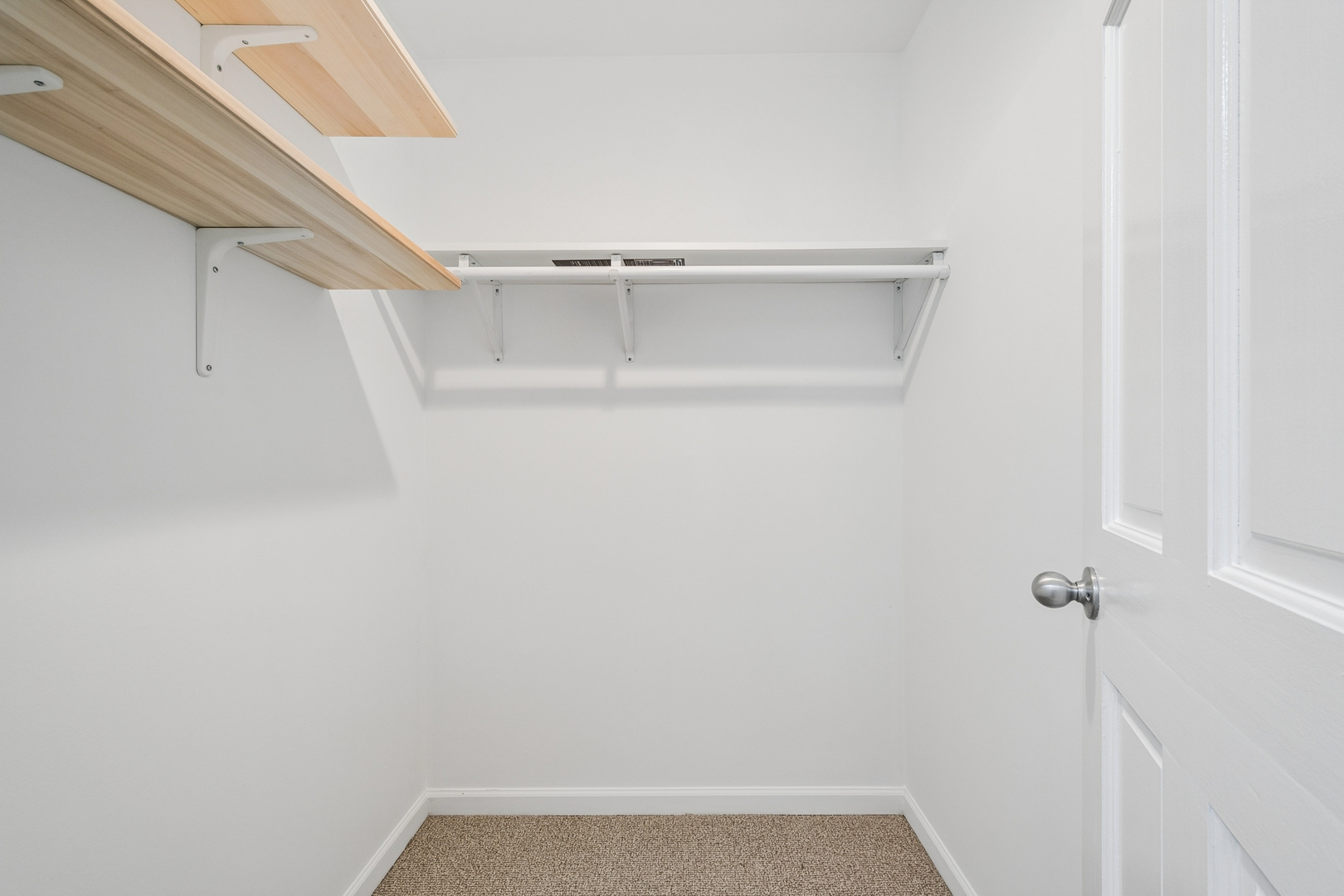 1416 West Carmen Avenue Chicago IL 60640