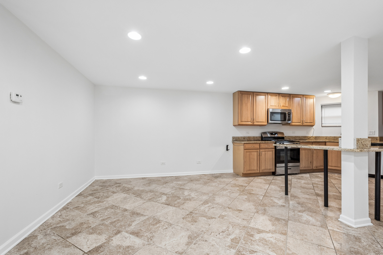1416 West Carmen Avenue Chicago IL 60640
