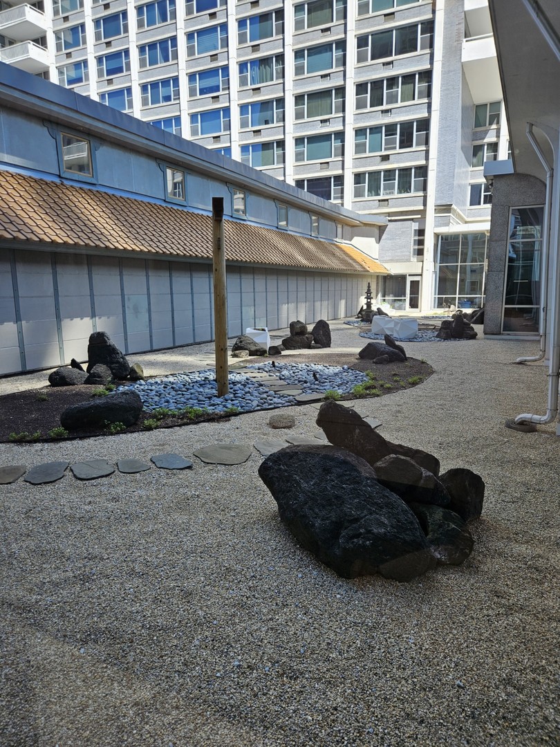 4250 North Marine Drive Chicago IL 60613