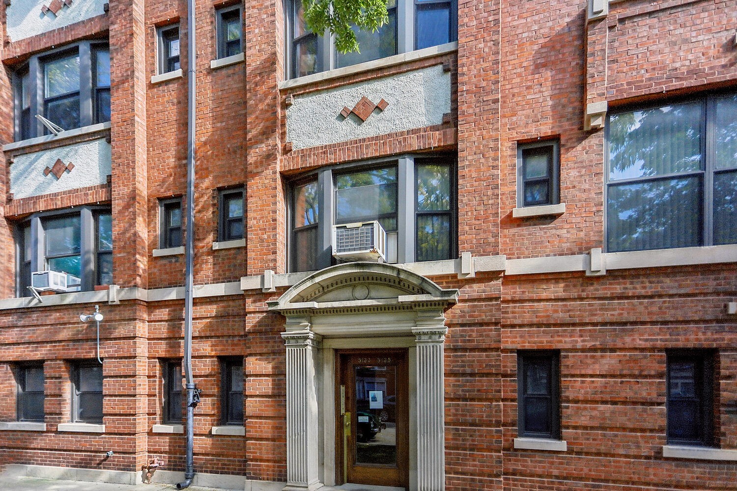 5133 South Greenwood Avenue Chicago IL 60615
