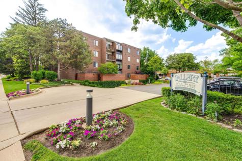 2200 Bouterse Street Park Ridge IL 60068