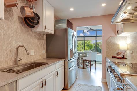 2200 Bouterse Street Park Ridge IL 60068