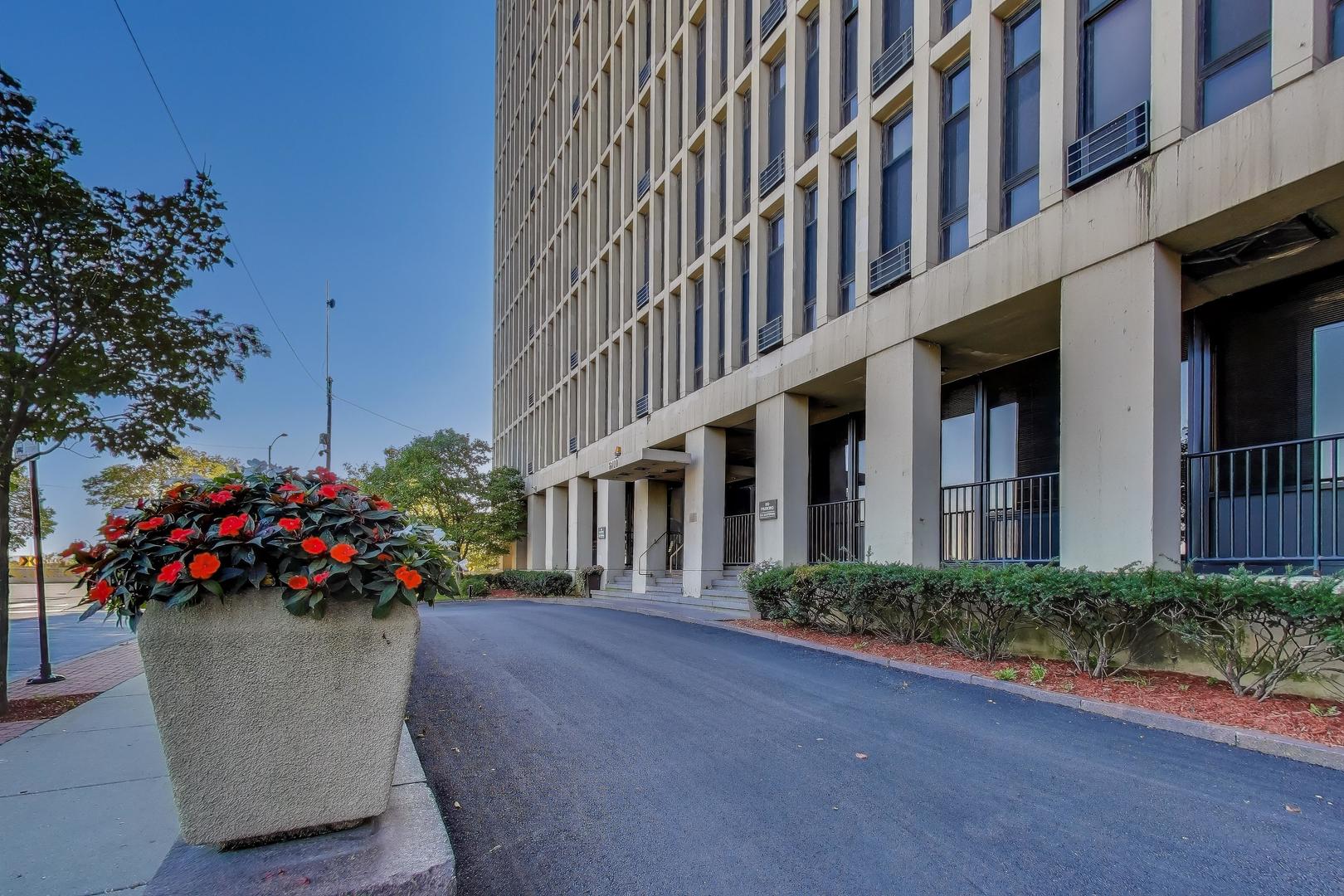 6700 South South Shore Drive Chicago IL 60649