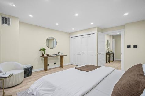 100 East Walton Street Chicago IL 60611