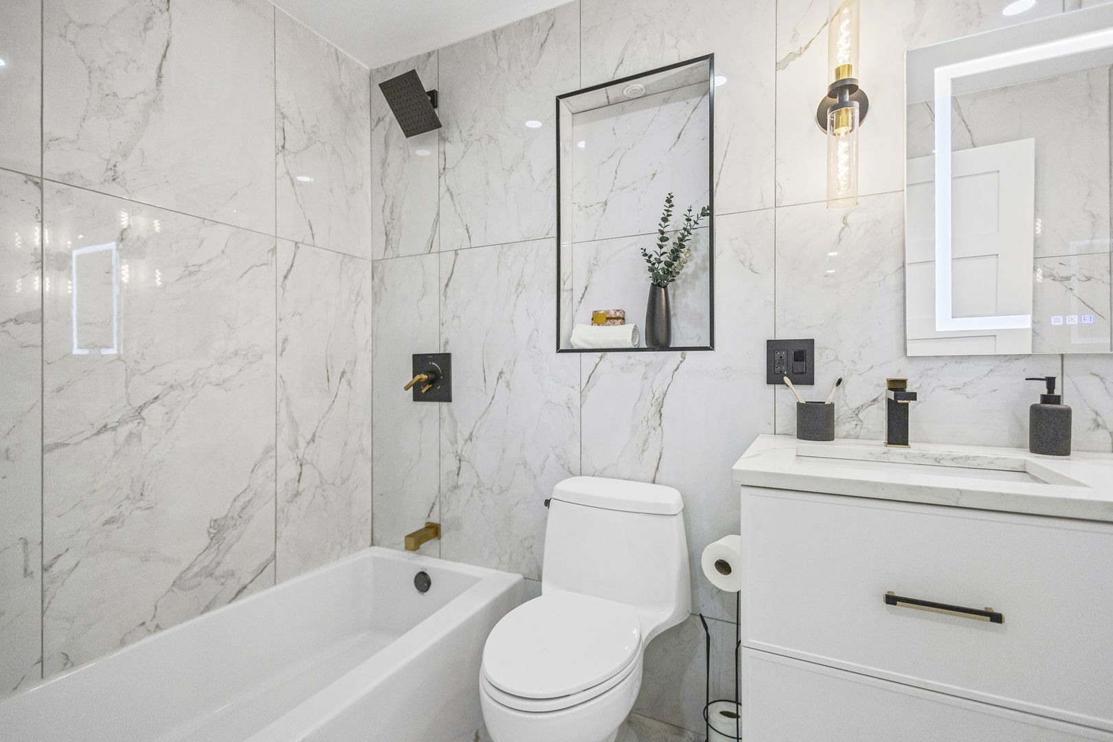 100 East Walton Street Chicago IL 60611