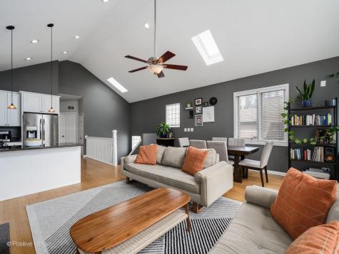 3027 North Racine Avenue Chicago IL 60657