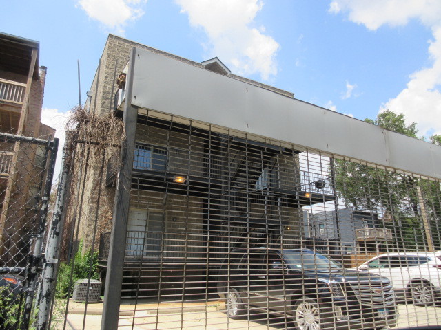 4417 South Calumet Avenue Chicago IL 60653