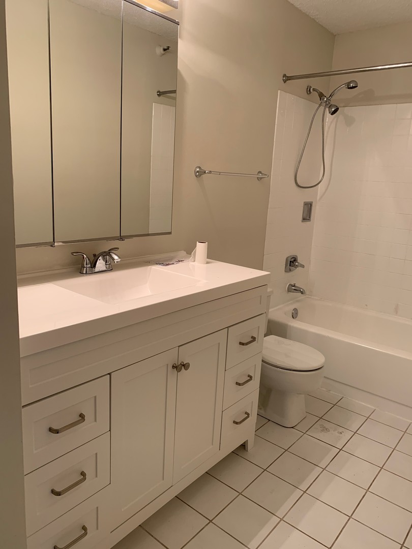10 East Ontario Street Chicago IL 60611