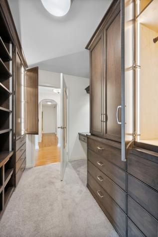 50 East Bellevue Place Chicago IL 60611