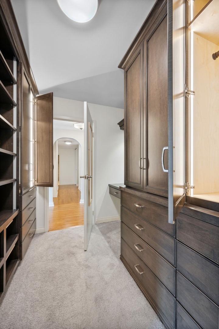 50 East Bellevue Place Chicago IL 60611