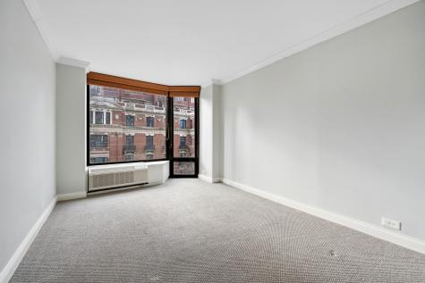 50 East Bellevue Place Chicago IL 60611