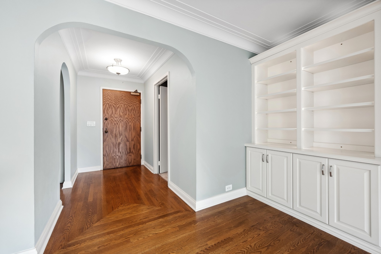 50 East Bellevue Place Chicago IL 60611