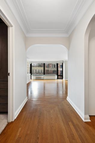 50 East Bellevue Place Chicago IL 60611