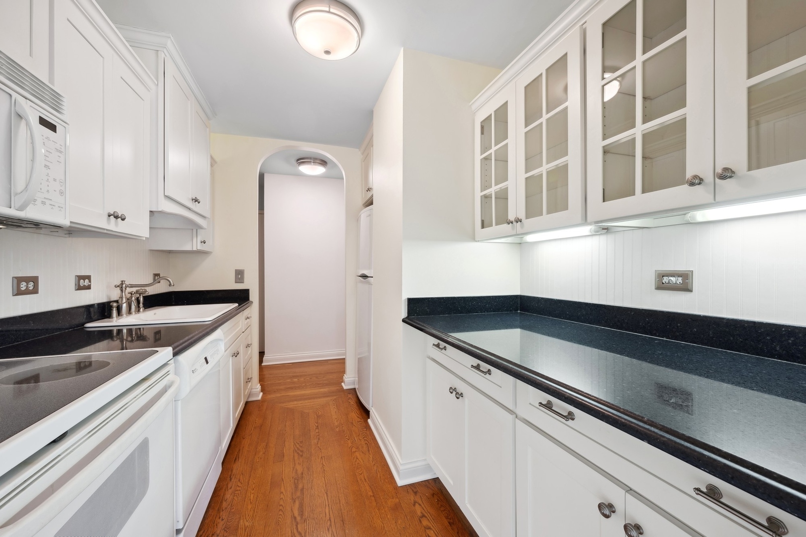 50 East Bellevue Place Chicago IL 60611