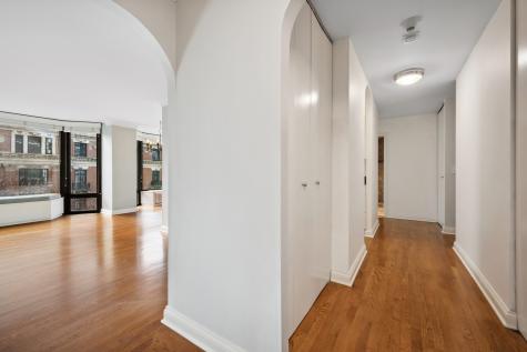 50 East Bellevue Place Chicago IL 60611
