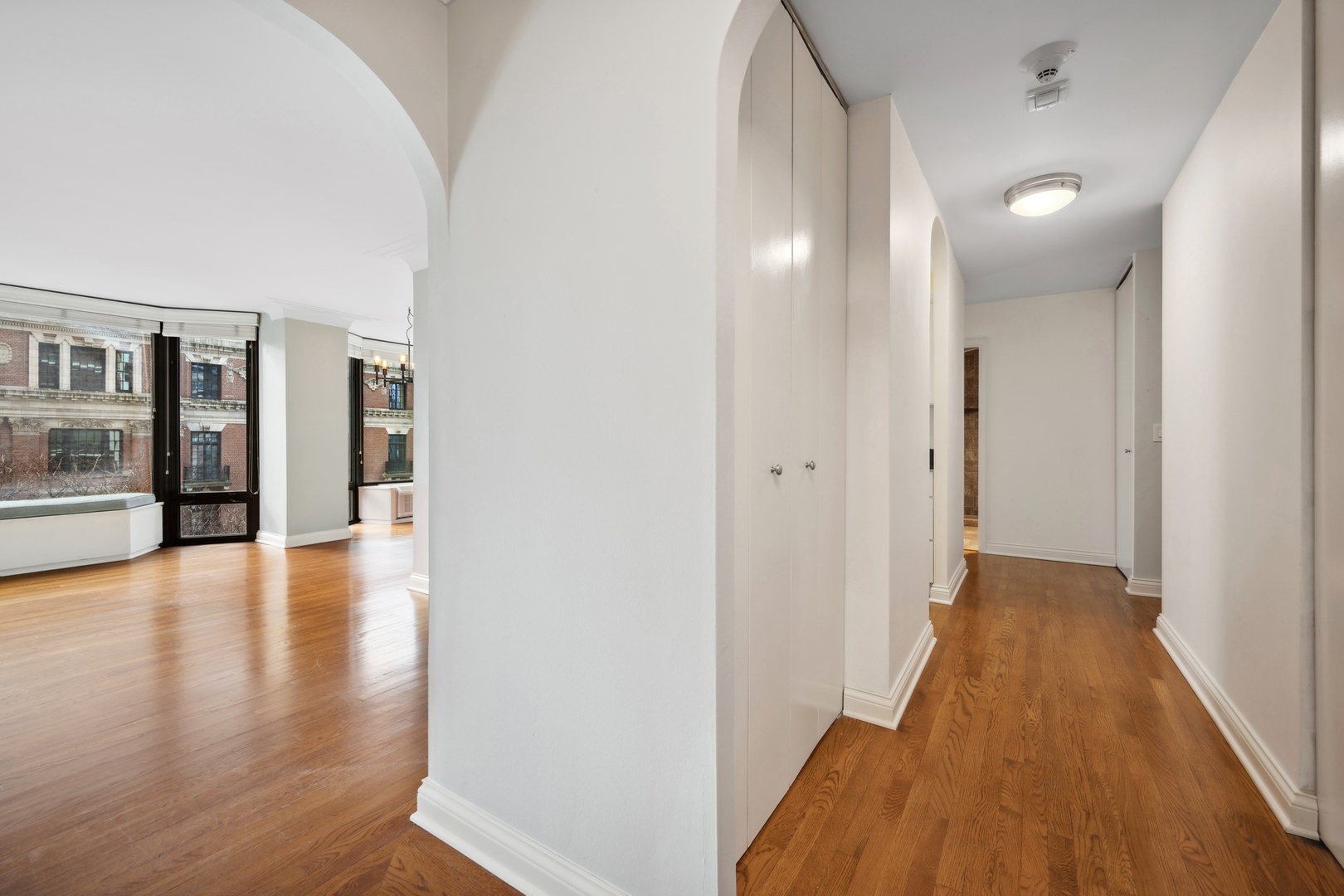 50 East Bellevue Place Chicago IL 60611