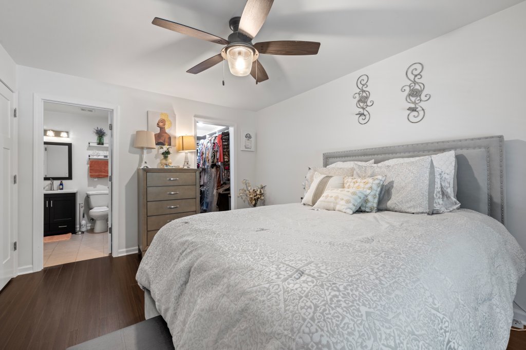 306 Sandpebble Lane Aurora IL 60504