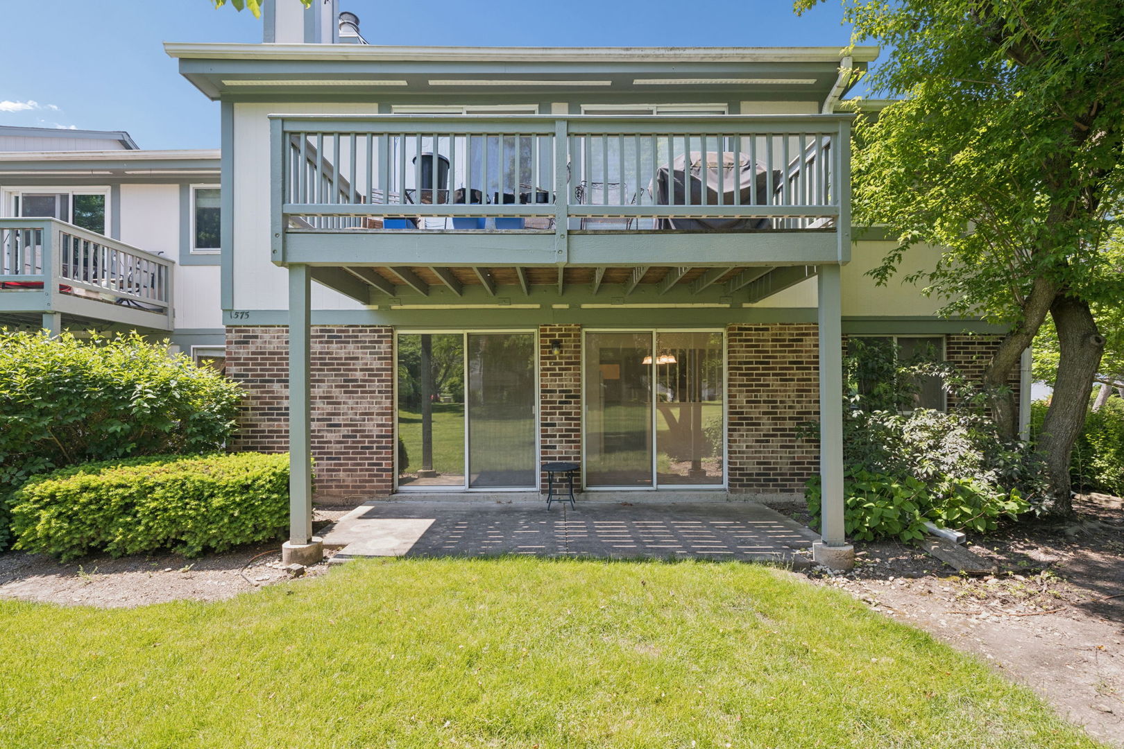 1575 Stonehill Court Wheaton IL 60189
