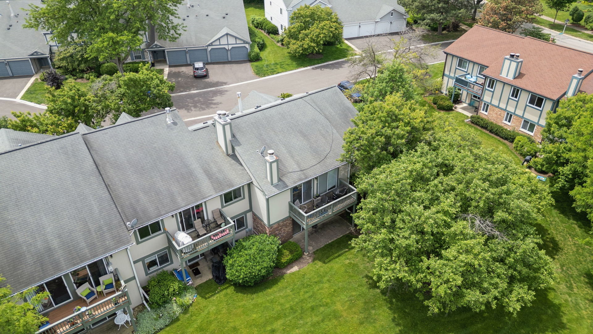 1575 Stonehill Court Wheaton IL 60189