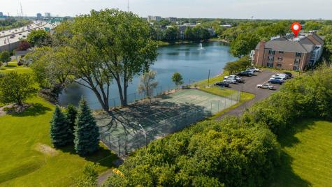 5500 Carriageway Drive Rolling Meadows IL 60008