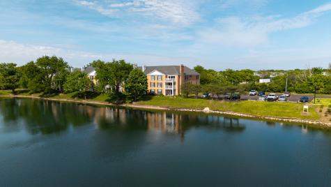 5500 Carriageway Drive Rolling Meadows IL 60008