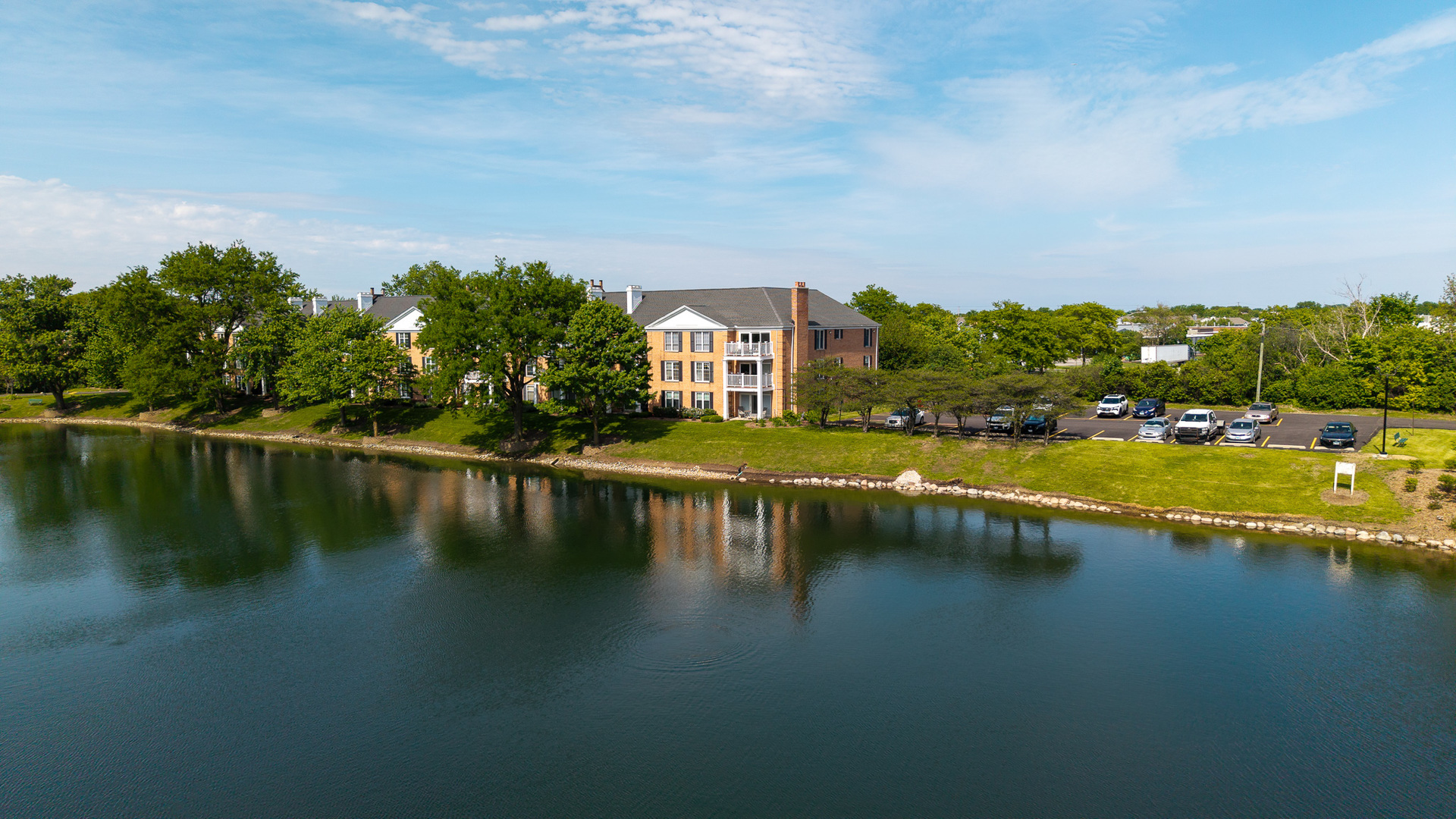 5500 Carriageway Drive Rolling Meadows IL 60008
