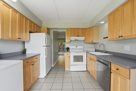 5513 Chateau Drive Rolling Meadows IL 60008