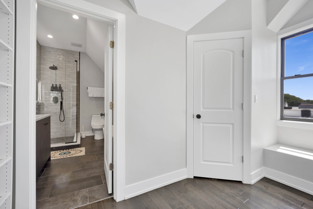 3330 South Indiana Avenue Chicago IL 60616