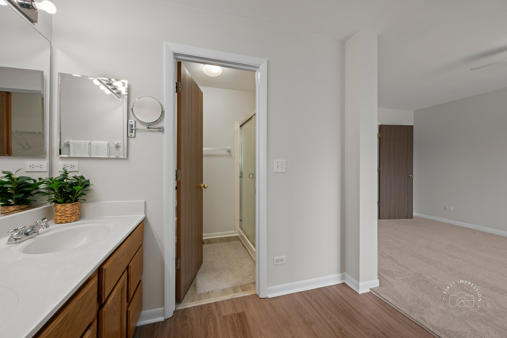 2882 Ashling Court Schaumburg IL 60193