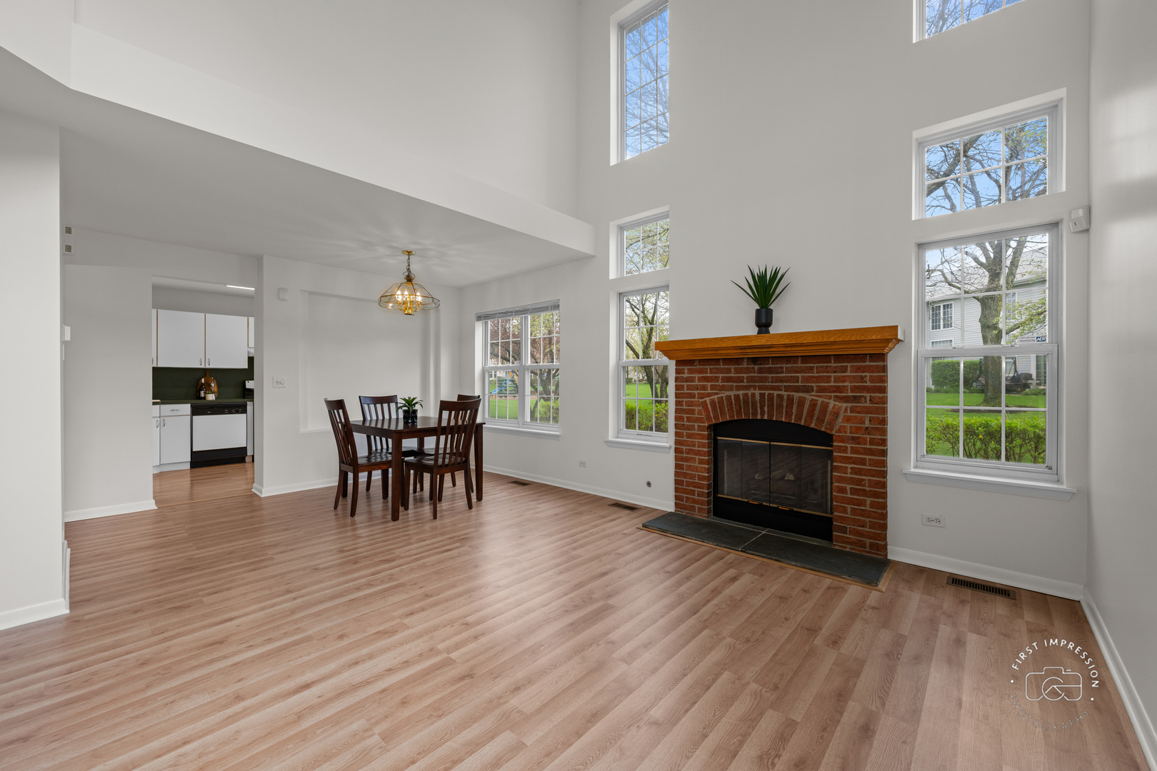 2882 Ashling Court Schaumburg IL 60193