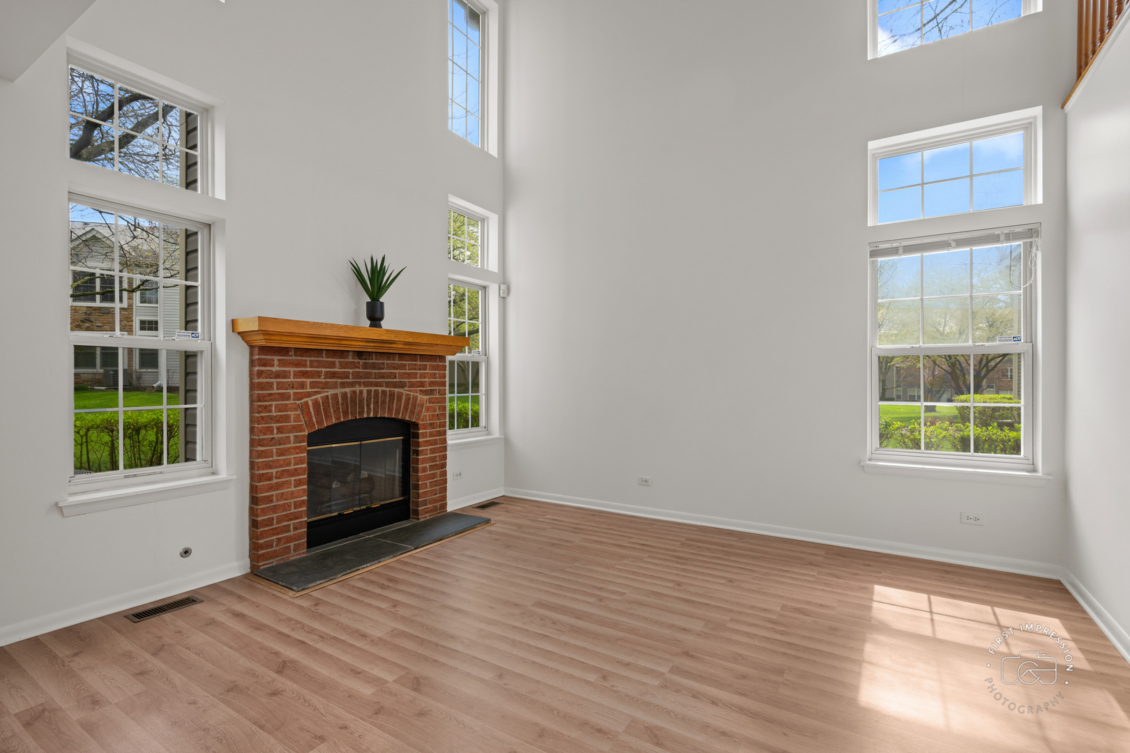 2882 Ashling Court Schaumburg IL 60193