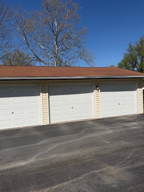 8328 Oak Leaf Drive Woodridge IL 60517