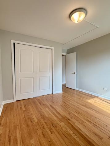 605 North Wolf Road Hillside IL 60162