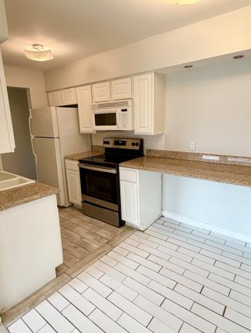 605 North Wolf Road Hillside IL 60162