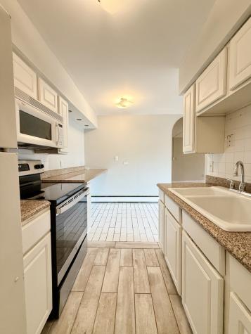 605 North Wolf Road Hillside IL 60162