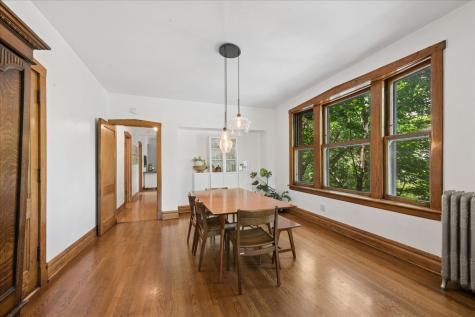 4258 North Winchester Avenue Chicago IL 60613