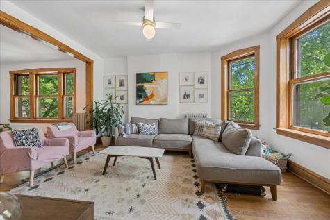 4258 North Winchester Avenue Chicago IL 60613