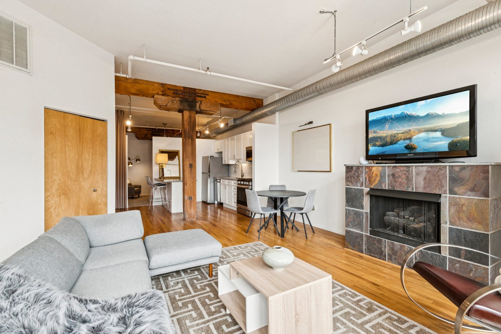 417 South Jefferson Street Chicago IL 60607