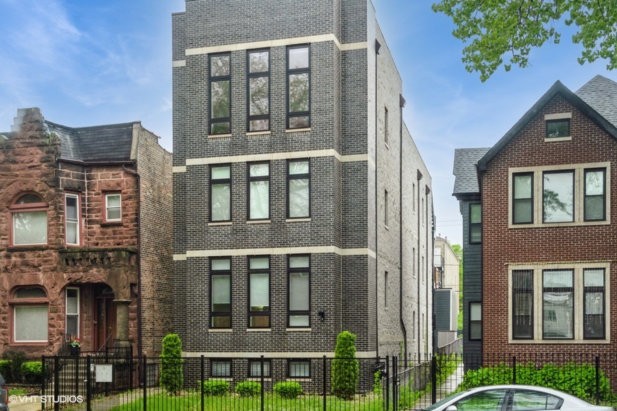 4730 South Champlain Avenue Chicago IL 60615