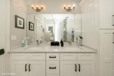 4730 South Champlain Avenue Chicago IL 60615