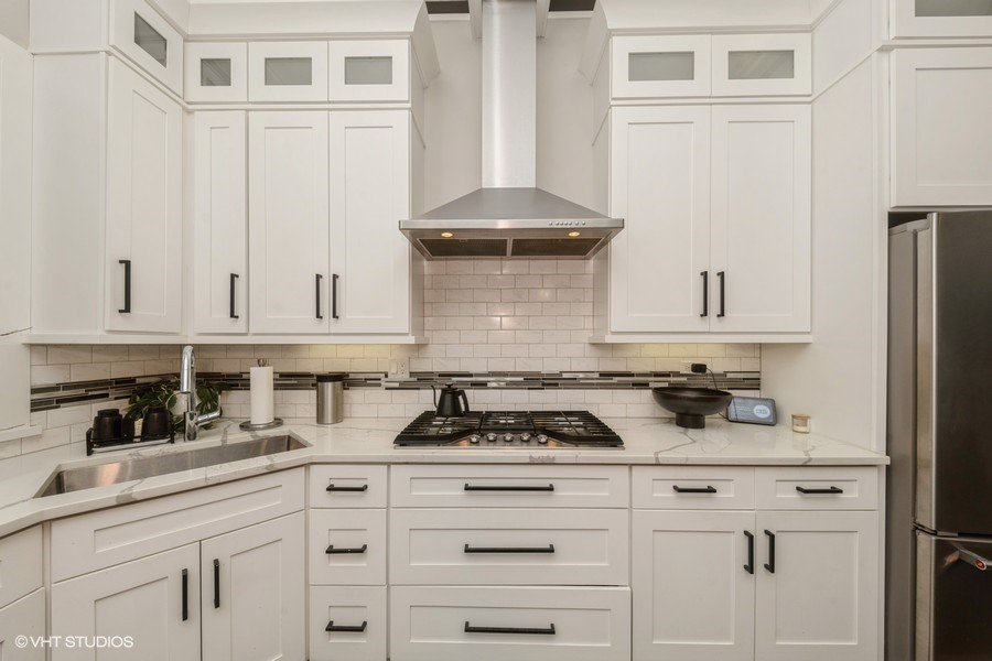 4730 South Champlain Avenue Chicago IL 60615