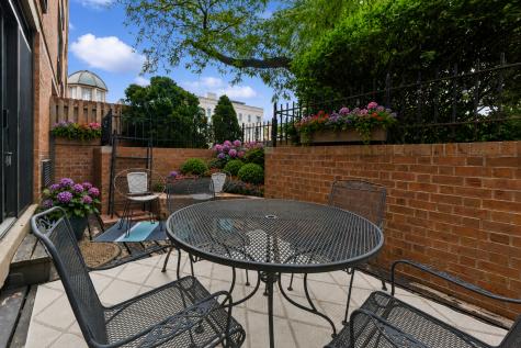 2007 North Sedgwick Street Chicago IL 60614