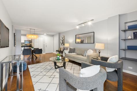 2007 North Sedgwick Street Chicago IL 60614