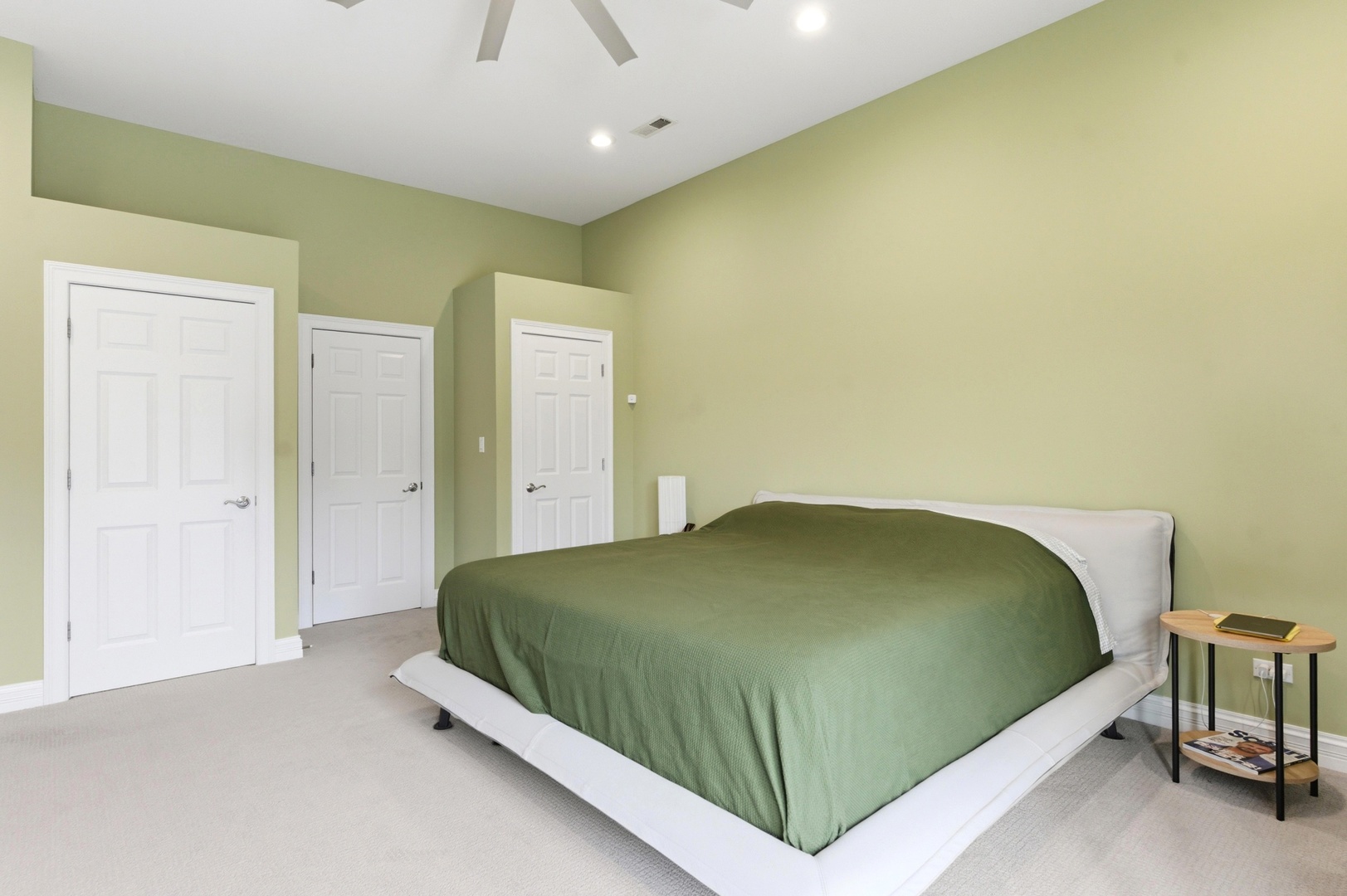 1359 West Grand Avenue Chicago IL 60642