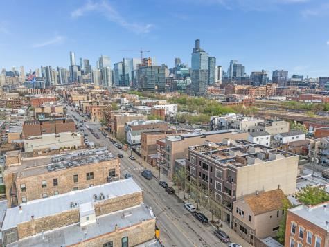 1359 West Grand Avenue Chicago IL 60642