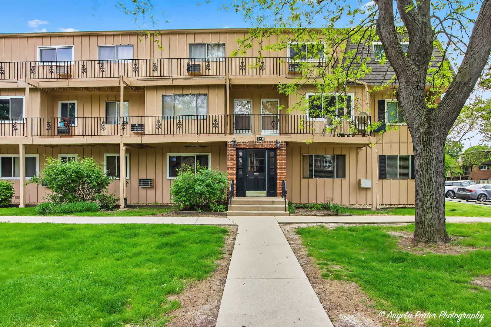 2504 Algonquin Road Rolling Meadows IL 60008