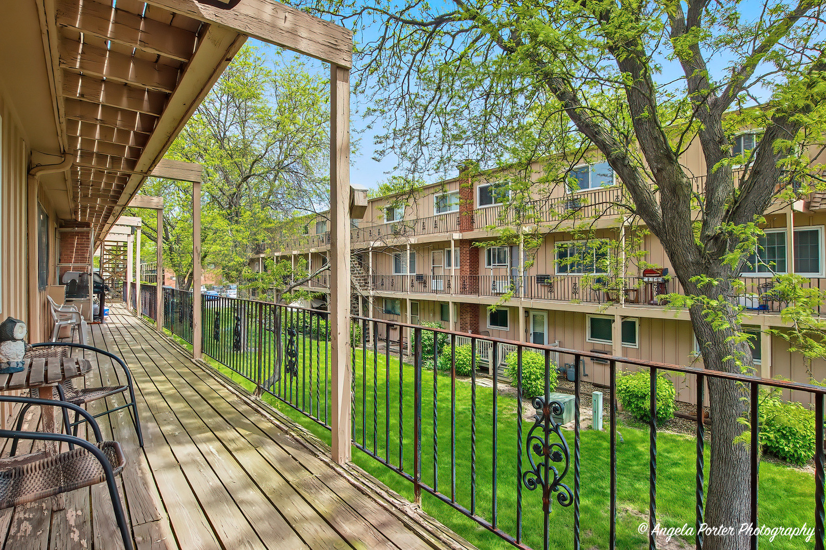 2504 Algonquin Road Rolling Meadows IL 60008
