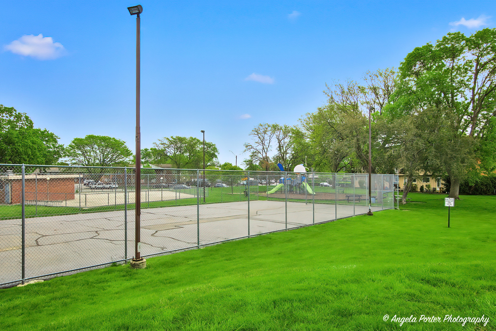 2504 Algonquin Road Rolling Meadows IL 60008