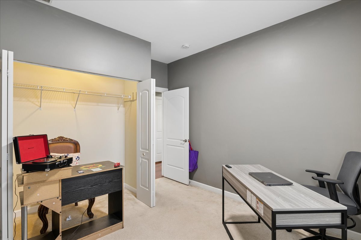 3629 South Giles Avenue Chicago IL 60653