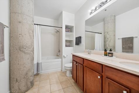 3963 West Belmont Avenue Chicago IL 60618